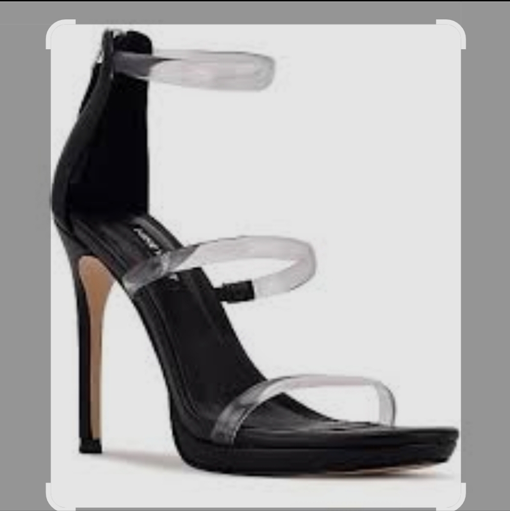 Nine West Black Strappy Sandals